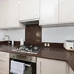 Pass The Keys Brand New Central Location Flat Modern Decor